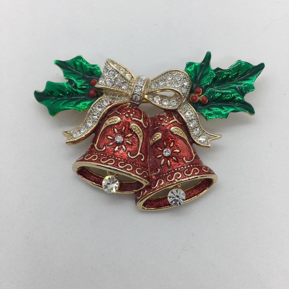 Christmas pin